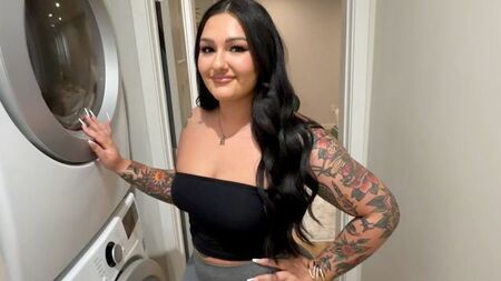 洗濯する服を用意して、セックスの準備は万端
