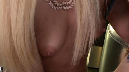 Candee Liooticks Club Stripteaseの所有者とのファック