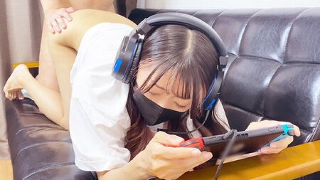 クソはゲームよりもはるかに興味深いものです