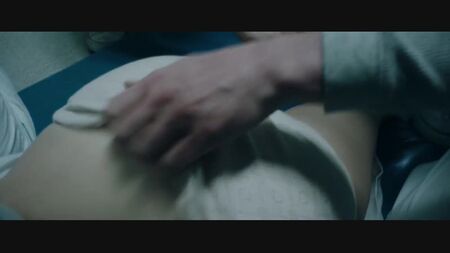 ヘレナ・ボナム＝カーターのヌードシーン – 『55ステップス』（2017年）HD 1080p オンライン視聴 / ヘレナ・ボナム＝カーター – 『55ステップス』