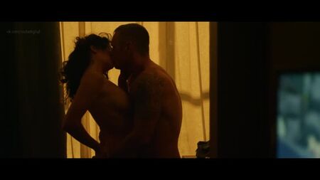 Shanti Ashanti Nude - Jarhead: Law of Return (2019) HD 1080p オンライン視聴 / シャンティ・アシャンティ - ジャーヘッド：帰還法