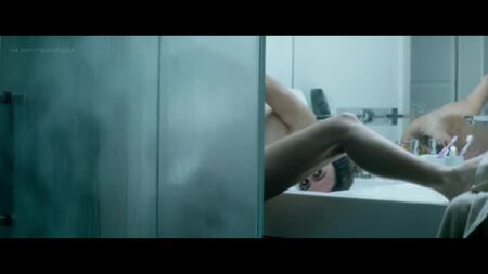 Tata Werneck - TOC Transtornada Obsessiva Compulsiva (2017) Nude? Hot! / タタ・ヴェルネック - 強迫性障害