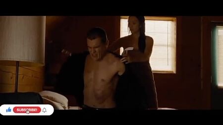エリザベス・オルセンのセクシーなシーン