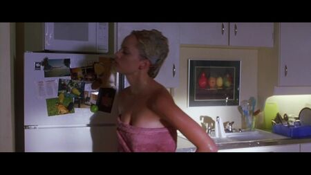 マーリー・シェルトン『セクシー - バレンタイン』（2001年）