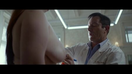 インディア・アイズリー『ヌード』 - 『ルック・アウェイ』（2018年）HD 1080p オンライン視聴