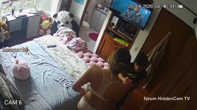 мать при сыне голая 