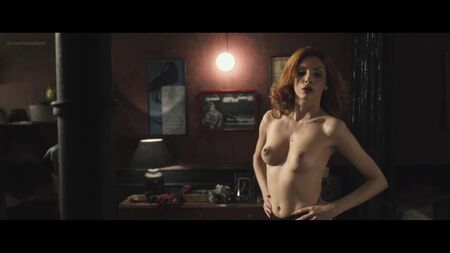イレーニア・パストーレリ ヌード - 『残されたのは犯罪だけ』（2019）HD 1080p オンライン視聴 / Иления Пасторелли - Однажды в Риме