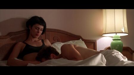 ミシェル・フォーブス - カリフォルニア (1993) HD 720p ヌード？セクシー！オンラインで視聴