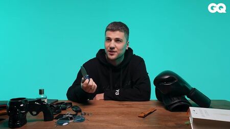 [GQ Russia] エミール・カショコフが語る、お気に入りのアイテム | GQロシア