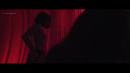 リヒ・コルノフスキー、アイェレット・ズーラーのヌードシーン - 『ロージング・アリス』シーズン1 第4話・第5話 (2020) 1080p オンライン視聴 / Лихи Корновски, Айелет Зурер - Теряя Алис