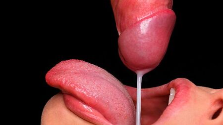 これは私が見たすべての中で最もロマンチックな吸引です！