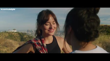 ダコタ・ジョンソン、トレーシー・エリス・ロス、ジューン・ダイアン・ラファエル - 『ザ・ハイ・ノート』（2020）HD 1080p ウェブ版 ヌードシーンあり？ セクシー！ オンラインで視聴