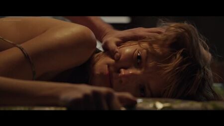 サーシャ・ルース、レラ・アボヴァ『アンナ』（2019）1080p ウェブ配信 / Саша Лусс, Лера Абова - Анна