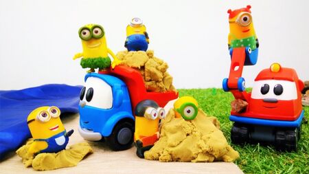 レヴァのトラックと#車のおもちゃの動画：レヴァと仲間たちがミニオンズのためにビーチを作る！レヴァの車