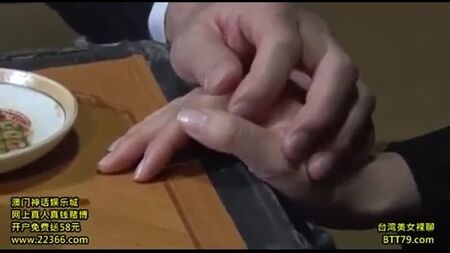 日本人妻が夫を浮気___続きはこちら__bit.ly__2JGdNJl.mp4