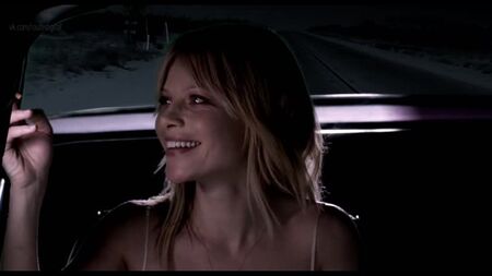 ローレン・ジャーマン ヌード - 『ダーク・カントリー』（2009）HD 1080p オンライン視聴 / ローレン・ジャーマン - 『ダーク・カントリー』