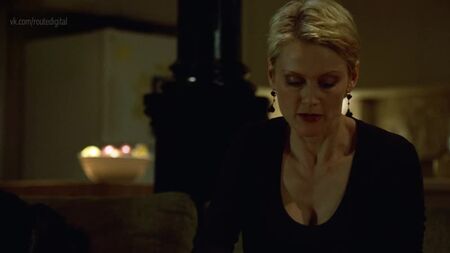 アンドレア・トンプソン - 『NYPDブルー』シーズン6第18話 (1999) HD 1080p ヌード？セクシー！オンラインで視聴