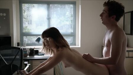 ニコール・ブルーム、シャノラ・ハンプトン ヌード – 『シェイムレス』シーズン5第8話 (2015) HD 1080p オンライン視聴 / ニコール・ブルーム、シャノラ・ハンプトン – 『シェイムレス』