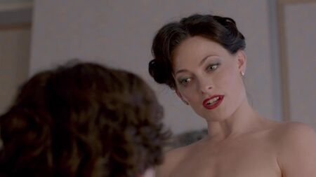 ララ・パルヴァー ヌード - シャーロック (2012) シーズン2 第1話 (1080p)