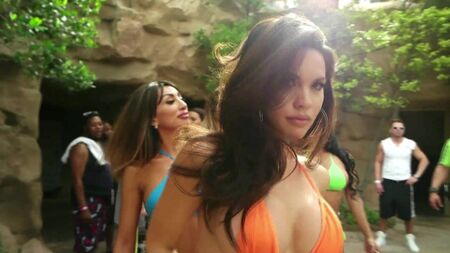 タウニー・ジョーダン　巨乳