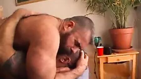 マック、大きなクマ