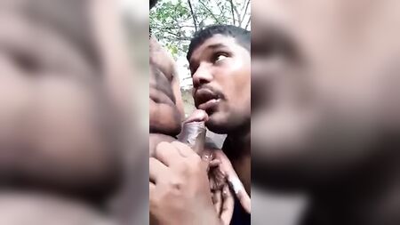 タミル系ゲイのフェラチオ
