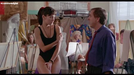 ジル・シューレン、ブレンダ・ジェームズ - 『カッティング・クラス』（1989）HD 1080p Blu-ray ヌード？セクシー！オンラインで視聴